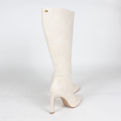 Bota Cano Alto Week Shoes Bico Fino Off White (FORMA PEQUENA)