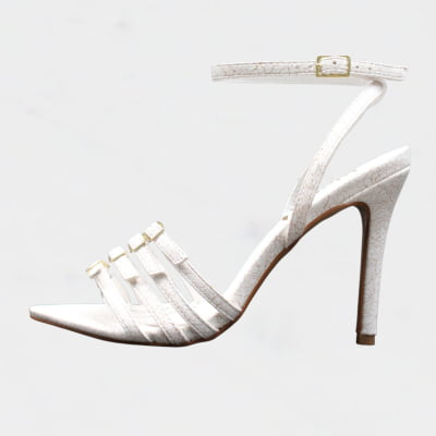 Sandália Salto Alto Bico Fino Wk Tiras Branco Courino Sandália Salto Alto Bico Fino Wk Tiras Branco Courino