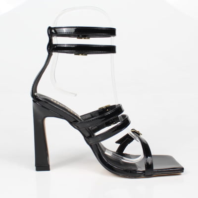 Sandália Salto Alto Preto Verniz Tiras Fivelas Week Shoes