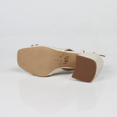 Scarpin Slingback Fivela Salto Grosso Off White Week Shoes